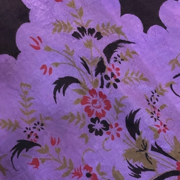 Gorgeous Floral Reversible Silk Scarf - Picture 6 of 8